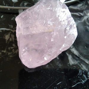 Pink Rose Quartz Stone Pendant NWOT